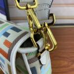 FENDI Baguette Rainbow F embroidery colors shoulderbag F2029 Size: 26*5*15CM - Image 7