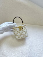 CELINE 23s Spring/Summer - Mini smooth leather makeup case Presbyopia pattern 8080 Size: 9.5* 8* 9cm - Image 2