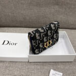 Dior Classic organ card pack with multiple slots Small zipper card bag 6113 size: 11*8*3cm - Image 9