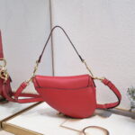 Dior saddle leather with Spaghetti straps red size: 25.5 *20 * 6.5cm - Image 3