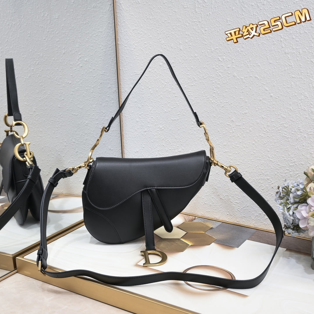 i1684522336_1182_0.jpg Dior saddle leather with Spaghetti straps black size: 25.5 *20 * 6.5cm - Image 1