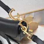 Dior saddle leather with Spaghetti straps black size: 25.5 *20 * 6.5cm - Image 4
