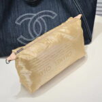 Chanel Denim shopping bag with a small wallet - Image 6