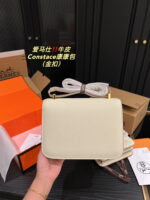 Hermès Constance Swift cowhide leather white Gold hardware size: 23cm/19cm - Image 4