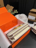 Hermès Constance Swift cowhide leather white Gold hardware size: 23cm/19cm - Image 5
