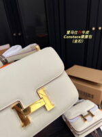 Hermès Constance Swift cowhide leather white Gold hardware size: 23cm/19cm - Image 8