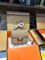 Hermès Constance Swift cowhide leather Gold hardware Grey size: 23*17cm/19*15cm - Image 4