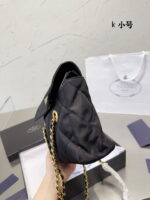 Prada vintage Nylon chain parachute bag size: 22*17 cm - Image 6