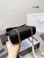 Prada vintage Nylon chain parachute bag size: 22*17 cm - Image 7