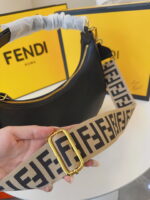 FENDI half moon bag Underarm bag Black - Image 7