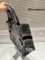 Dior Book tote INLIGHTS Printing shopping bags size: 42cm/ 36cm - Image 6