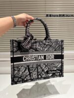 Dior Book tote INLIGHTS Printing shopping bags size: 42cm/ 36cm