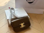 CELINE TRIOMPHE Crossbody bag Black/White/Brown/red  20cm - Image 5