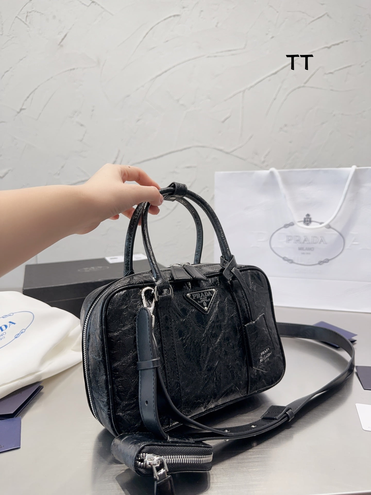 i1691236847_3300_0.jpg Prada 2023 Shoulder bag 4 colors size:24* 16cm - Image 1