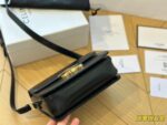 CELINE TRIOMPHE Crossbody bag Black size: 19*15cm - Image 4