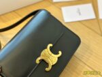 CELINE TRIOMPHE Crossbody bag Black size: 19*15cm - Image 2
