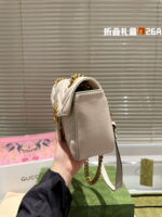 GUCCI / GG marmont cowhide cream white size: 26*14m - Image 6