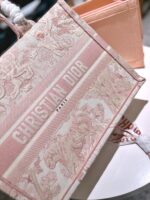 Dior presbyopia embroidery tote pink size mini: 20cm S: 26cm M: 35cm L: 41cm - Image 2