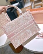 Dior presbyopia embroidery tote pink size mini: 20cm S: 26cm M: 35cm L: 41cm - Image 7