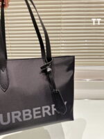 Burberry nylon tote bag size: 29*24cm - Image 2