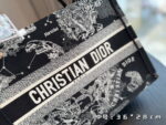 Dior Three-dimensional embroidery Book tote shopping bags black size:  26.5*21cm/36*28 cm/41*35cm - Image 5