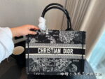 Dior Three-dimensional embroidery Book tote shopping bags black size:  26.5*21cm/36*28 cm/41*35cm - Image 6