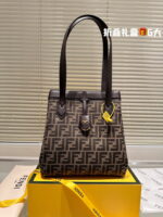 FENDI Origami Shopping bag size：26*28cm - Image 6