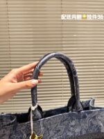 Dior Oblique Book Tote bag navy blue  size: 35cm/42cm - Image 5