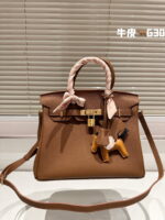 Hermès Birkin Togo Calf Gold Hardware chestnut size: 30/ 25