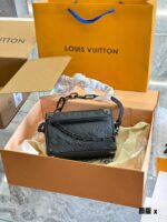 Louis Vuitton / LV monogram mini soft trunk size: 18.5*13*8cm - Image 7