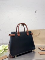 Burberry Tote handbag size:  33 26cm - Image 10