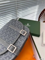 Goyard Messenger bag 547965 size: 21*5*16cm - Image 4