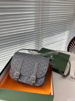 Goyard Messenger bag 547965 size: 21*5*16cm