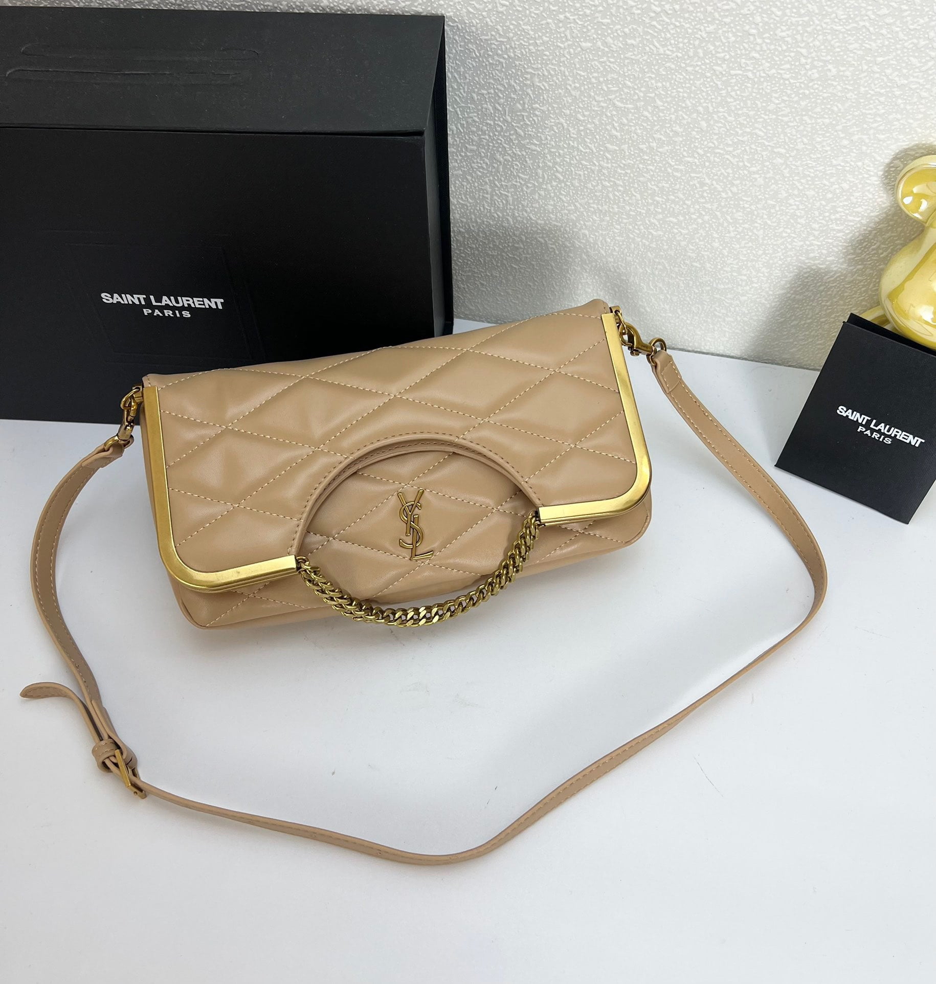 i1698218940_5728_0.jpg YSL25 New arrival Handbag Crossbody bag apricot 71314 size: 25*20cm - Image 1