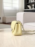 Chanel cf Square Fat 1115 sheepskin leather yellow size: 18*14*7cm - Image 4