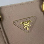Prada - Image 10