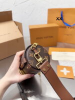 Louis Vuitton / LV prefall papillon trunk monogram round flip latch design crossbody bag - Image 8