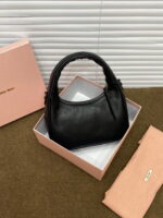 Miuwander lambskin matelasse texture embroidery Handbag  size: 22cm - Image 2